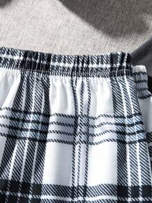 SHEIN Tween Boys' Leisure Round Neck Short Sleeve T-Shirt With Slogan Print And Plaid Shorts Homewear Set - Grey - View 4