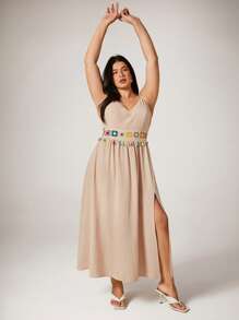 SHEIN VCAY Plus Size Camisole Dress With Floral Woven Band Patchwork Spring Outfits For Women Summer Clothes Easter Rave Outfits Western Wear Women Boho Graduation Dress Beach Outfits Baggy Off The Shoulder High Waisted Backless Vacation Outfits Women Cottagecore Backless Dress Tropical Plain