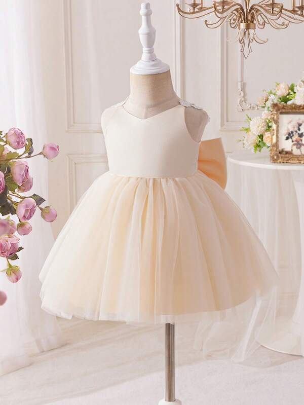 SHEIN Glamorique Kids 女婴婚礼派对薄纱和缎面连衣裙，系带蕾丝荷叶边大蝴蝶结装饰公主裙，花童/生日/摄影服装
