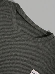 RueChic Men Waffle Fabric Patched Regular T-Shirt Set - Army Green - View 4