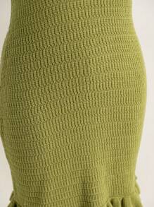 Soleia 大码女式苔绿色露背系腰荷叶边下摆迷你连衣裙，适合所有季节度假