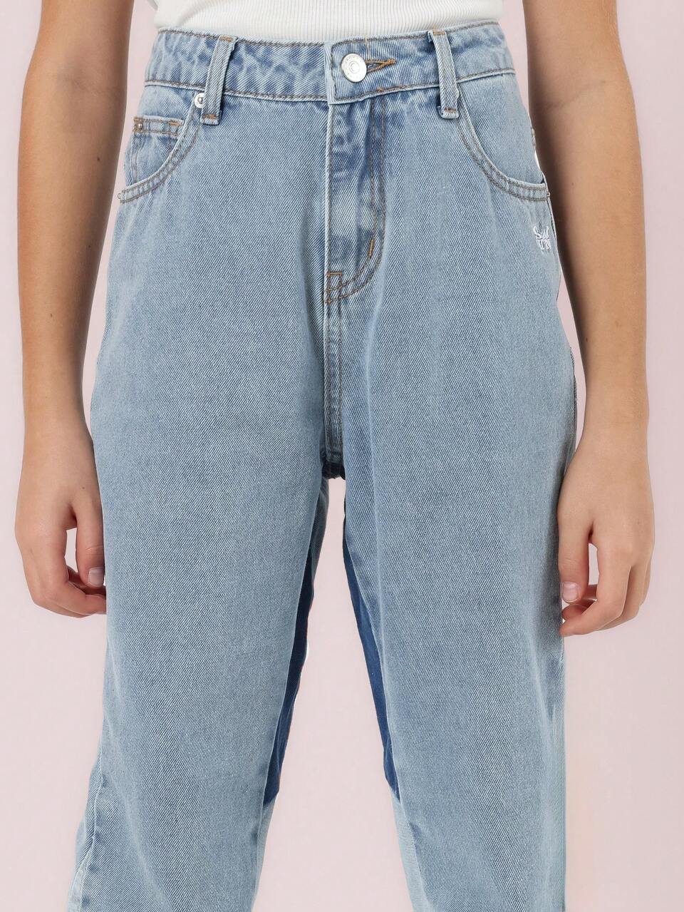 Jeans a zampa stile Y2K con dettaglio pannello a contrasto