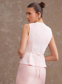 L'Amorae Summer Women, Women, Women's Round Neck Sleeveless Pointed Hem Gold Bow Buttons Pink Fitted Tank Top With Back Tie, Women Tops, Women Tank Tops, Summer Tops, Tank Top, Summer Women Tops, Old Money, Daily, Office Women Top - Baby Pink - View 2