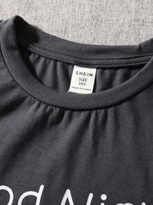 SHEIN Tween Boys' Leisure Round Neck Short Sleeve T-Shirt With Slogan Print And Plaid Shorts Homewear Set - Grey - View 3
