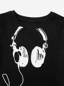 SHEIN Leap Crew Young Boy Earphone Print Tee & Flap Pocket Shorts Set - Black - View 3