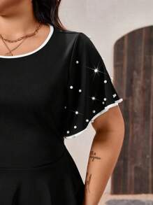 SHEIN Clasi 加大码优雅荷叶边下摆勃艮第红两件套针织连衣裙