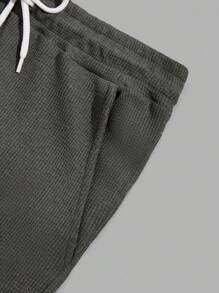 RueChic Men Waffle Fabric Patched Regular T-Shirt Set - Army Green - View 6