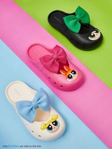 THE POWERPUFF GIRLS X SHEIN Chanclas supermonos con gran lazo blanco y diseño de burbujas de dibujos animados, fabricadas en material EVA ligero para uso en interiores y exteriores