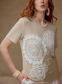 MOTF CAMISETA CUELLO REDONDO CON PARCHES DE CORTE BOXY