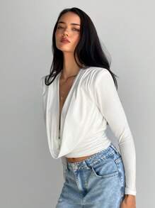 Aloruh 白色优雅落肩长袖针织上衣 - 白色 - 查看 4