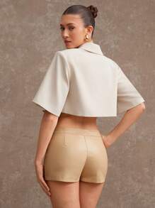 L'Amorae Sommer Damen, Modische Pendler Khaki einfarbige Kunstleder Shorts mit Schlitz-Saum, Damen Shorts, Lässig, Alltag, Büro Damen Shorts