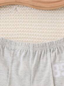 SHEIN 2 Stücke/Set Kleinkind Jungen Lässig Buchstaben-Muster Weiche Strick-Polokragen Kurzarm-Top und Shorts Set, geeignet für Frühling/Sommer, für Outdoor & Alltagstragen