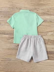 SHEIN Leap Crew Chàng trai trẻ Chi tiết vá Áo sơ mi & In Lưới Quần short - Nhiều màu - Xem 2