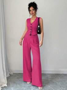 SHEIN PETITE 法式纯色无袖上衣和褶皱短裤套装，休闲/街头装/办公室装，春夏