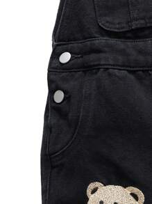 Young Boy Fashionable Casual Versatile Cute Graphic Bear & Letter Embroidered Denim Bib Overalls And Distressed Washed Denim Suspender Pants