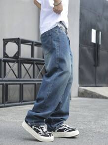 Manfinity Hypemode Men Casual Slant Pocket Straight Leg Jeans - Medium Wash - View 5