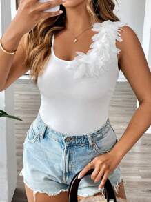 Flirla Plus Size Solid Color Knitting Lace Trim Sleeveless Tank Top, Summer - White - View 3