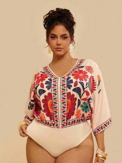 Travachic 大码女式热带花卉印花 V 领 3/4 袖宽松紧身衣