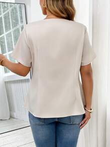 SHEIN Unity 大码女式法式优雅办公室淑女风格梯形领方领前襟纽扣装饰腰线褶皱 A 字下摆短袖衬衫，春夏