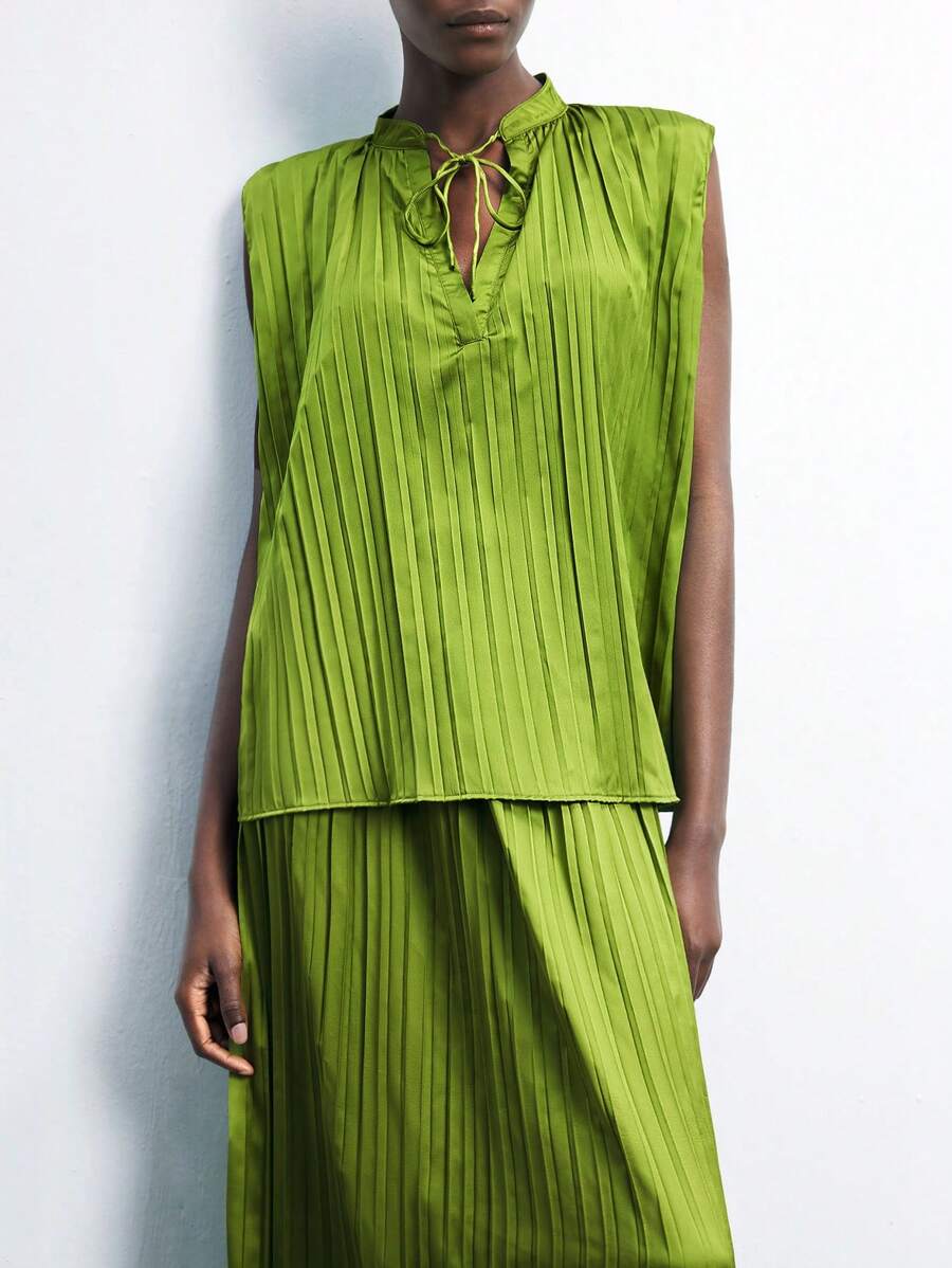 Maija Women's Green Satin Pleated Design Spring Summer Attire, Contemporary Resort Boho Chic Versatile Relaxed Fit With Slight Stretch, Loose Dolman Long Sleeve Mock Neck With Bowknot Neck Decoration, Suitable For Business Casual, Concerts, Cruises - Elegant, Sophisticated, Romantic, Effortless High-End Look - Green - View 1