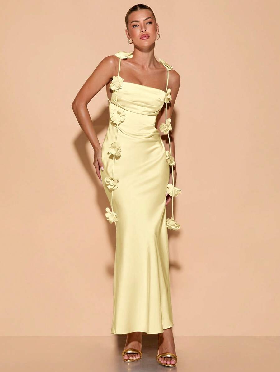 SHEIN BAE 春夏女式派对碎花细肩带露背垂坠领度假连衣裙、婚礼宾客连衣裙 - 黃色 - 查看 1