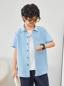SHEIN 少年男孩休閒舒適寬鬆下擺短袖純色襯衫,具有下襟式領口 - 藍色 - 查看 4