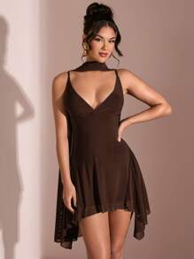 SHEIN BAE Summer Beach Vacation Elegant Solid Black Deep V-Neck Ribbon Mini Dress, Suitable For Daily Dating, Night Out, Nightclubs, Parties, Get-Togethers, Cocktail Parties, Holiday Jumpsuits, Pool Parties, Office Wear, Commuter Dresses,Valentine's Day,Valentine Outfits For Women - Coffee Brown - View 7
