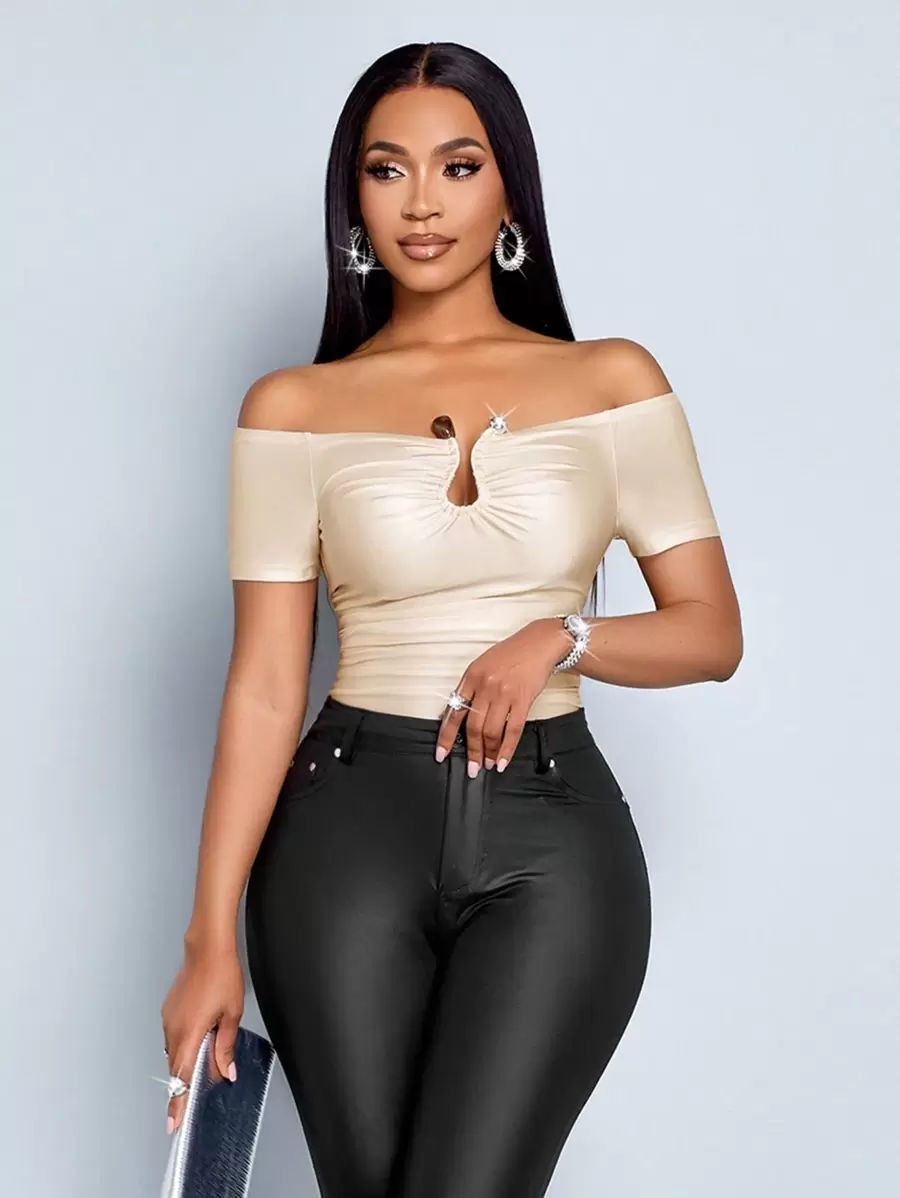 SOLERSUN 女士纯色露肩短袖修身褶皱 T 恤