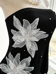 SHEIN Clasi 大码紧身胸衣串珠花卉刺绣修身黑色连衣裙 - 黑色 - 查看 2