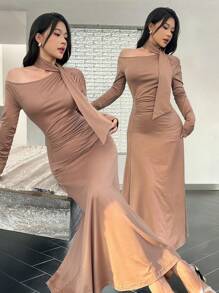 Modelyn 修身长袖休闲连衣裙，简约时尚，适合日常穿着 - 咖啡棕 - 查看 1