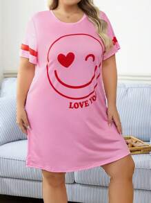 Heart & Smiling Face Printed Contrast Color Plus Size Nightgown, Short Sleeve - Multicolor - View 4