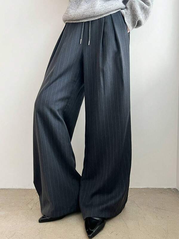 Dazy Star Women's Tie-Front Pocket Striped Casual Pants, Everyday Wear,Back To School Clothes