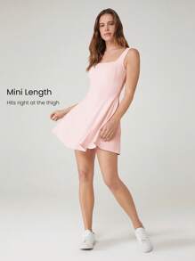 GLOWMODE FeatherFit™-Air 吸汗速干露肩结背方领迷你连衣裙，内置短裤，侧袋，防滑手柄，日常休闲装，可拆卸罩杯 - 淺粉色 - 查看 4