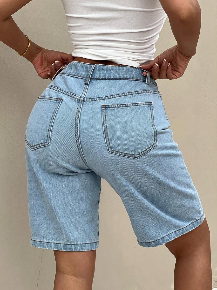 SHEIN EZwear Women's Light Blue Casual Loose Low Waisted Denim Shorts,Summer City Break ,Concert/Rave Festival,Nashville Country Cowgirl Rodeo, Style - Blue - View 1