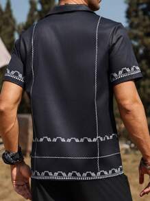 Manfinity Nomadique Men's Vacation Casual Geometric Print Short Sleeve Shirt