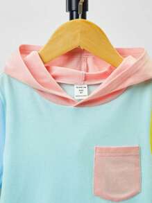 SHEIN Camiseta Joven Con Capucha Y Bolsillo Parchado A Bloques De Color