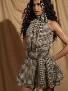COSMINA Vestido corto de mujer con cuello de halter, plisado en la cintura y estampado a cuadros