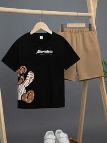 SHEIN Bộ 2 món áo thun trơn cổ tròn in hình gấu hoạt hình thường ngày cho bé trai tuổi mới lớn và quần short trơn - Nhiều màu - Xem 1