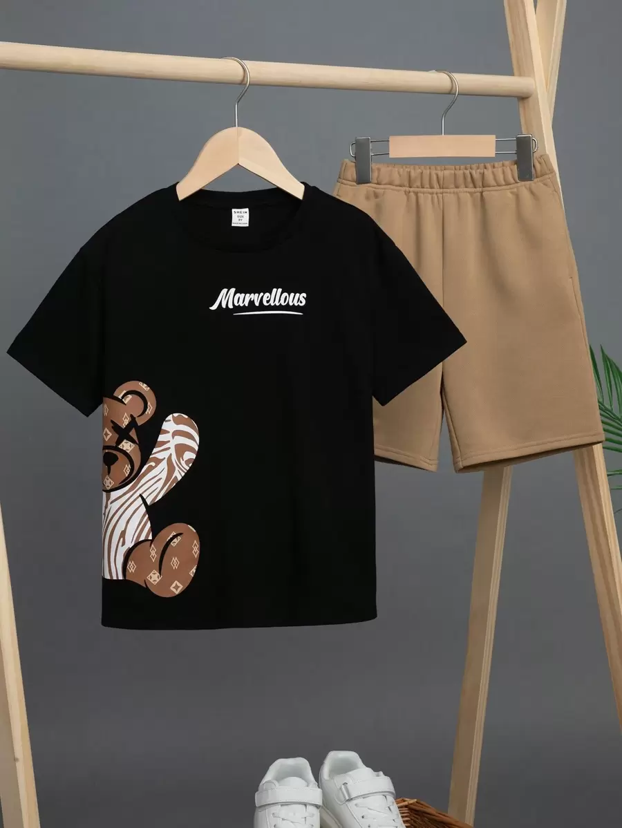 SHEIN Bộ 2 món áo thun trơn cổ tròn in hình gấu hoạt hình thường ngày cho bé trai tuổi mới lớn và quần short trơn - Nhiều màu - Xem 1