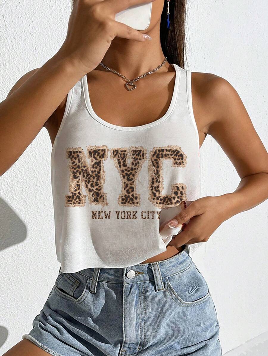 SHEIN EZwear 女士休闲宽松超大 U 领短款无袖上衣，纽约印花和豹纹图案 - 白色 - 查看 1