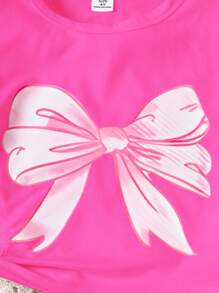 Set da 2 pezzi per ragazze: maglietta a maniche corte con stampa a farfalle e pantaloni in jeans con decorazione a farfalla, completo casual estivo - Fucsia - Visualizzare 3