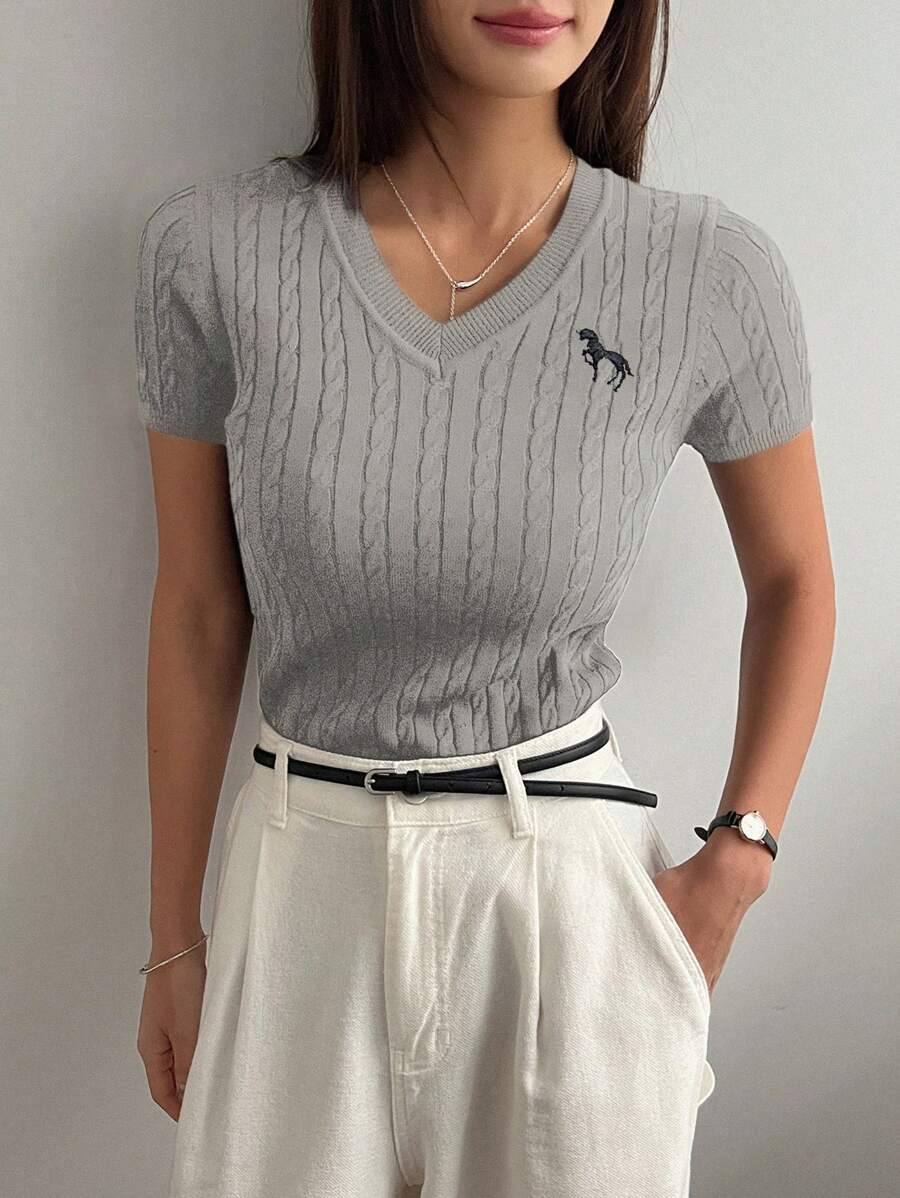 DAZY Short Sleeve Embroidery Pattern Fitted V-Neck Knit Top For Women, Spring & Summer - Light Grey - View 1