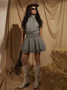 COSMINA Vestido corto de mujer con cuello de halter, plisado en la cintura y estampado a cuadros