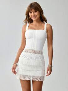 SHEIN LUNE 2件套夏季音乐节西部风无袖白色迷你裙配流苏露脐上衣套装，女士西部服装，牛仔装，夏季女士服装，演唱会服装，女士锐舞派对服装 - 白色 - 查看 6