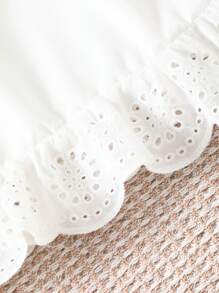 SHEIN 2pcs/Set Tween Girls Ruffle Trim Off-Shoulder Top & Pearls Embellished Denim Pants, Cute Outfit For Summer Casual Wear Summer Holiday - White - View 6