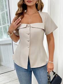 SHEIN Unity 大码女式法式优雅办公室淑女风格梯形领方领前襟纽扣装饰腰线褶皱 A 字下摆短袖衬衫，春夏