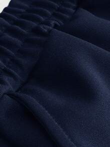 Manfinity Homme Men Solid Drop Shoulder Tee & Shorts For Summer Vacation, Two Pieces Set, Cozy Outfits - Navy Blue - View 4