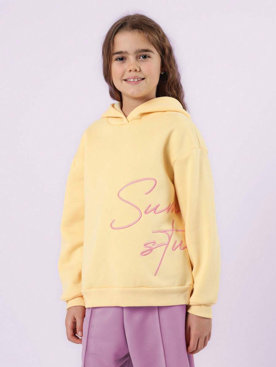 SUMWON Casual Oversize Pullover Sweatshirt With Summer Script Typography Print, Essential Loungewear Athleisure Top For Spring Fall