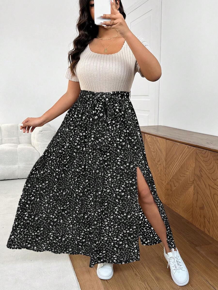 SHEIN Frenchy 大码夏季休闲拼色碎花拼布开衩连衣裙 - 黑色 - 查看 1