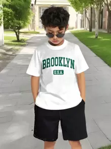 SHEIN Camiseta Casual De Manga Corta Con Cuello Redondo Y Letras Impresas Para Niños Mayores, Adecuada Para El Verano